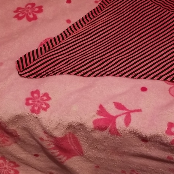 Tunic - Picture 2 of 3